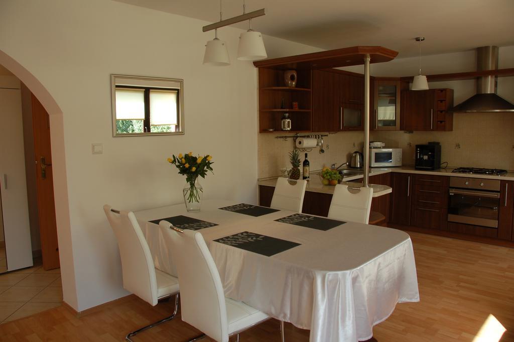 Apartament Zakatek Wroclawia เบียลานี วร็อคลาฟสเกีย ภายนอก รูปภาพ